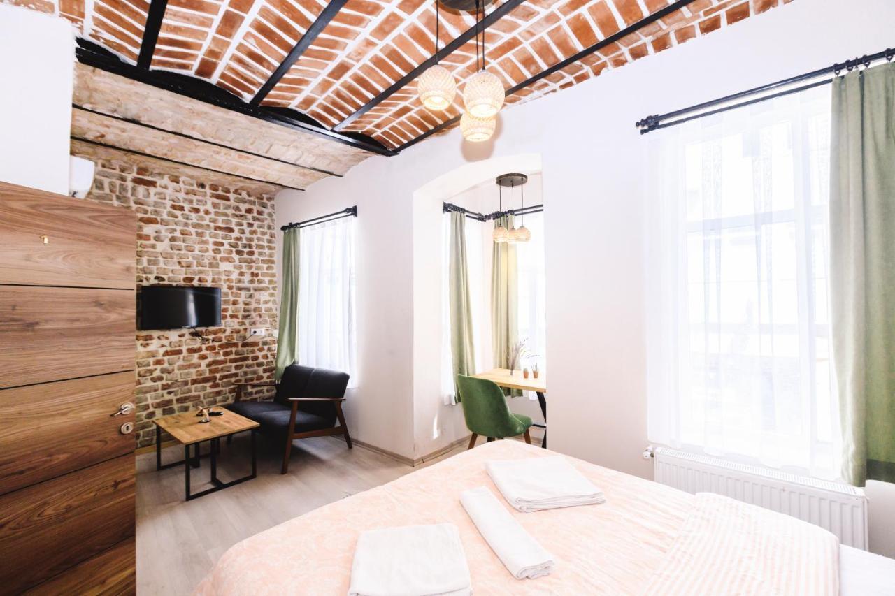 Turan33 Appartement Istanboel Buitenkant foto