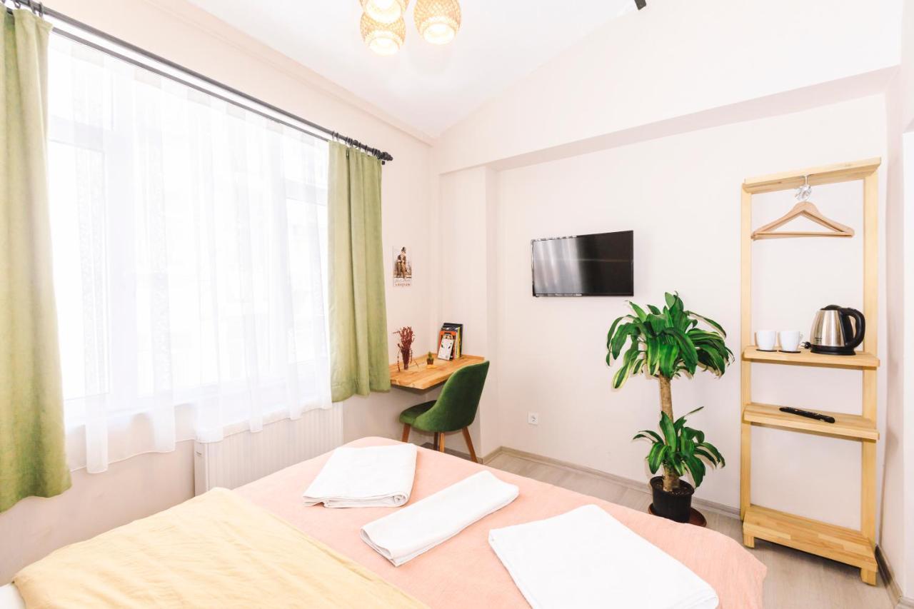 Turan33 Appartement Istanboel Buitenkant foto
