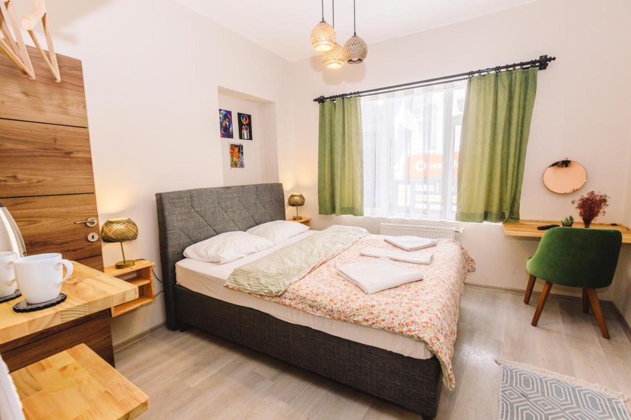 Turan33 Appartement Istanboel Buitenkant foto