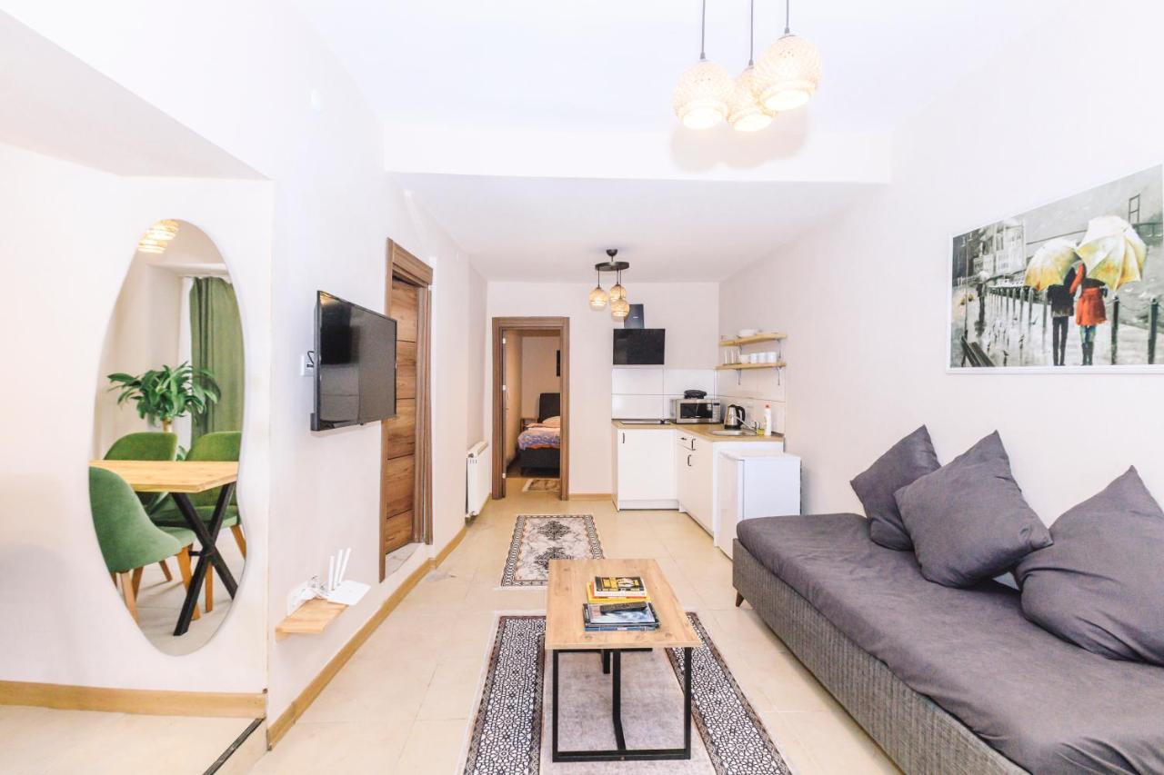 Turan33 Appartement Istanboel Buitenkant foto