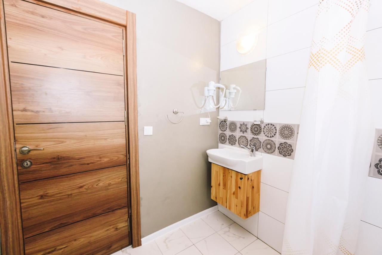 Turan33 Appartement Istanboel Buitenkant foto