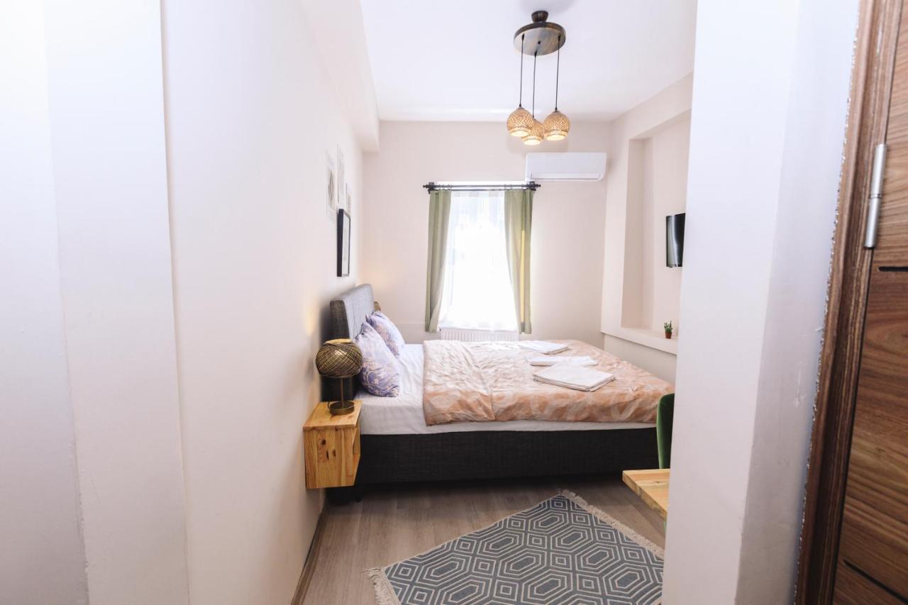 Turan33 Appartement Istanboel Buitenkant foto